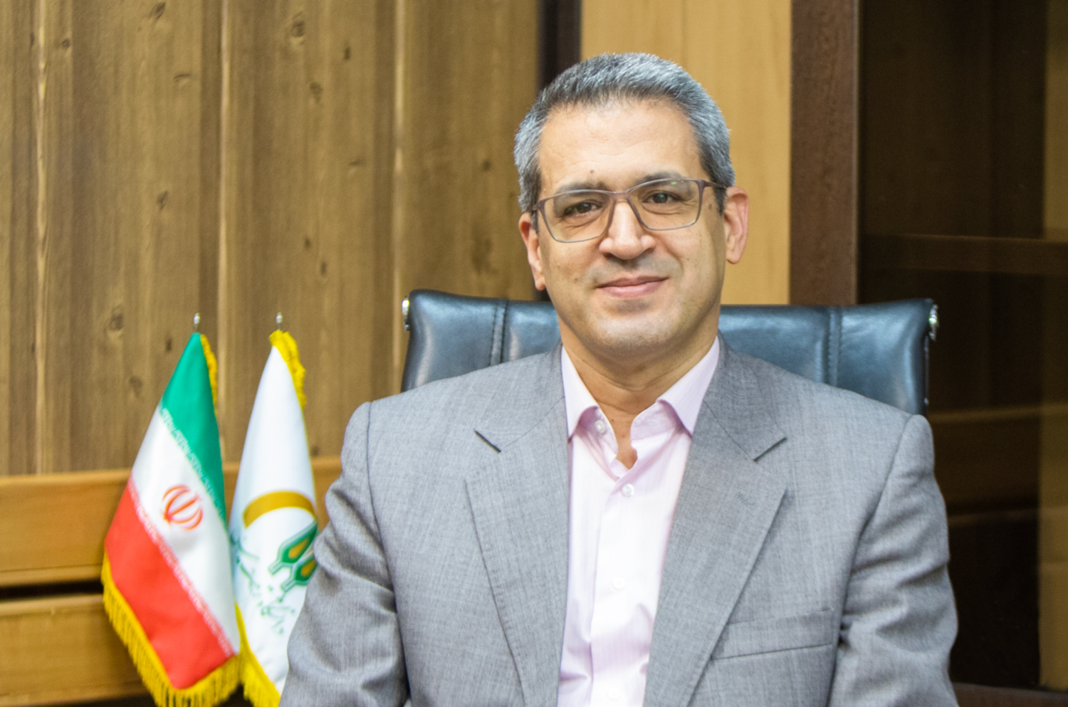 رئیس پژوهشکده 