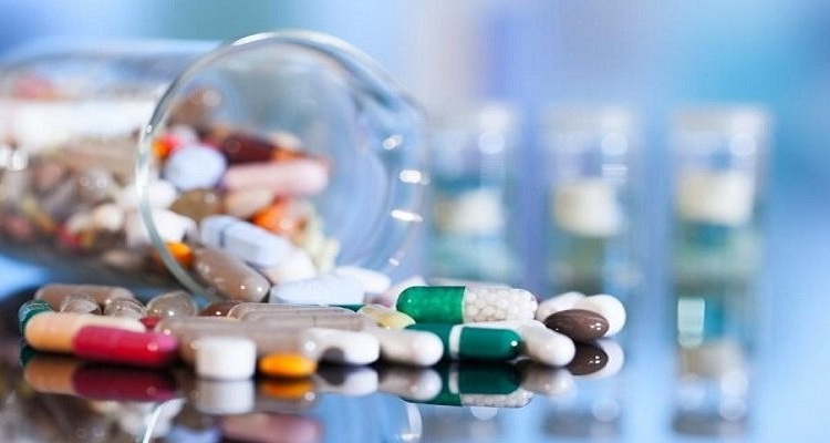 استفاده از روش های آنالیز  چند-راهی برای اندازه گیری همزمان داروهای ضد سرطان سینه