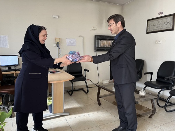 حضور معاون دانشجویی و فرهنگی پردیس کشاورزی در درمانگاه دانشکده